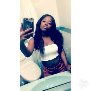 Meet your Posher, Constance